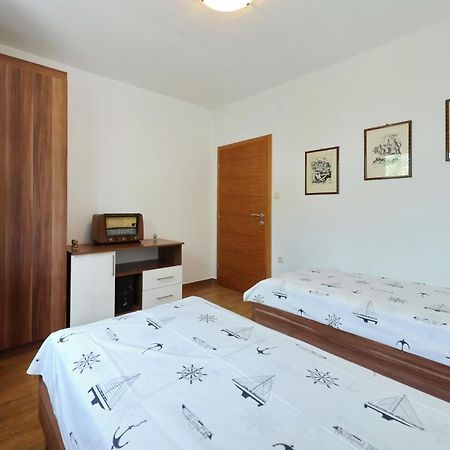 Villa Jaz Селине Экстерьер фото