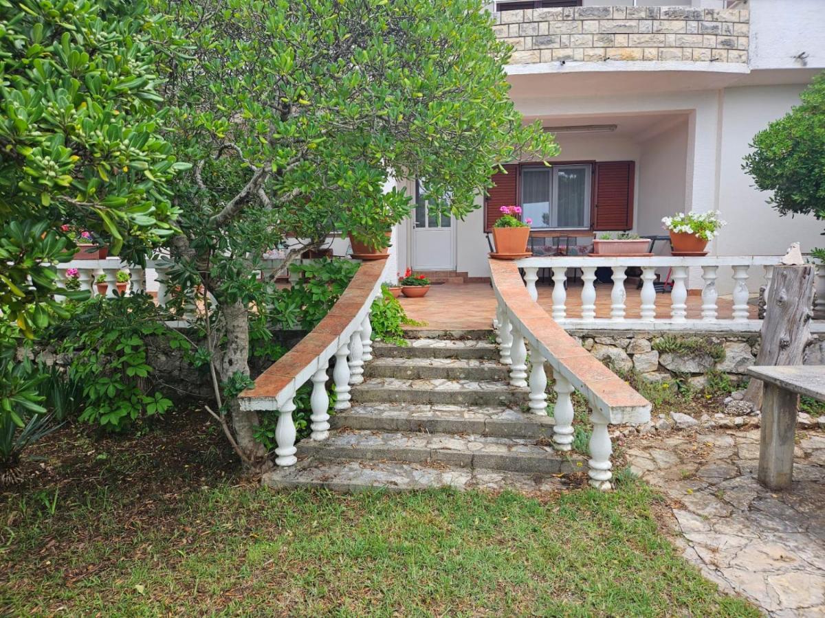 Villa Jaz Селине Экстерьер фото