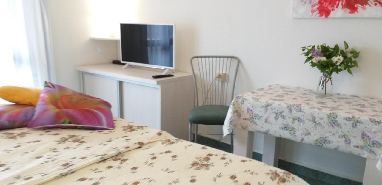 Villa Jaz Селине Экстерьер фото